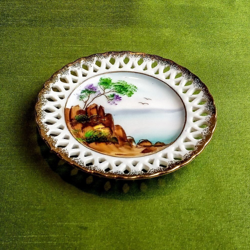 Vintage Japanese Hand Painted Reticulated Plate